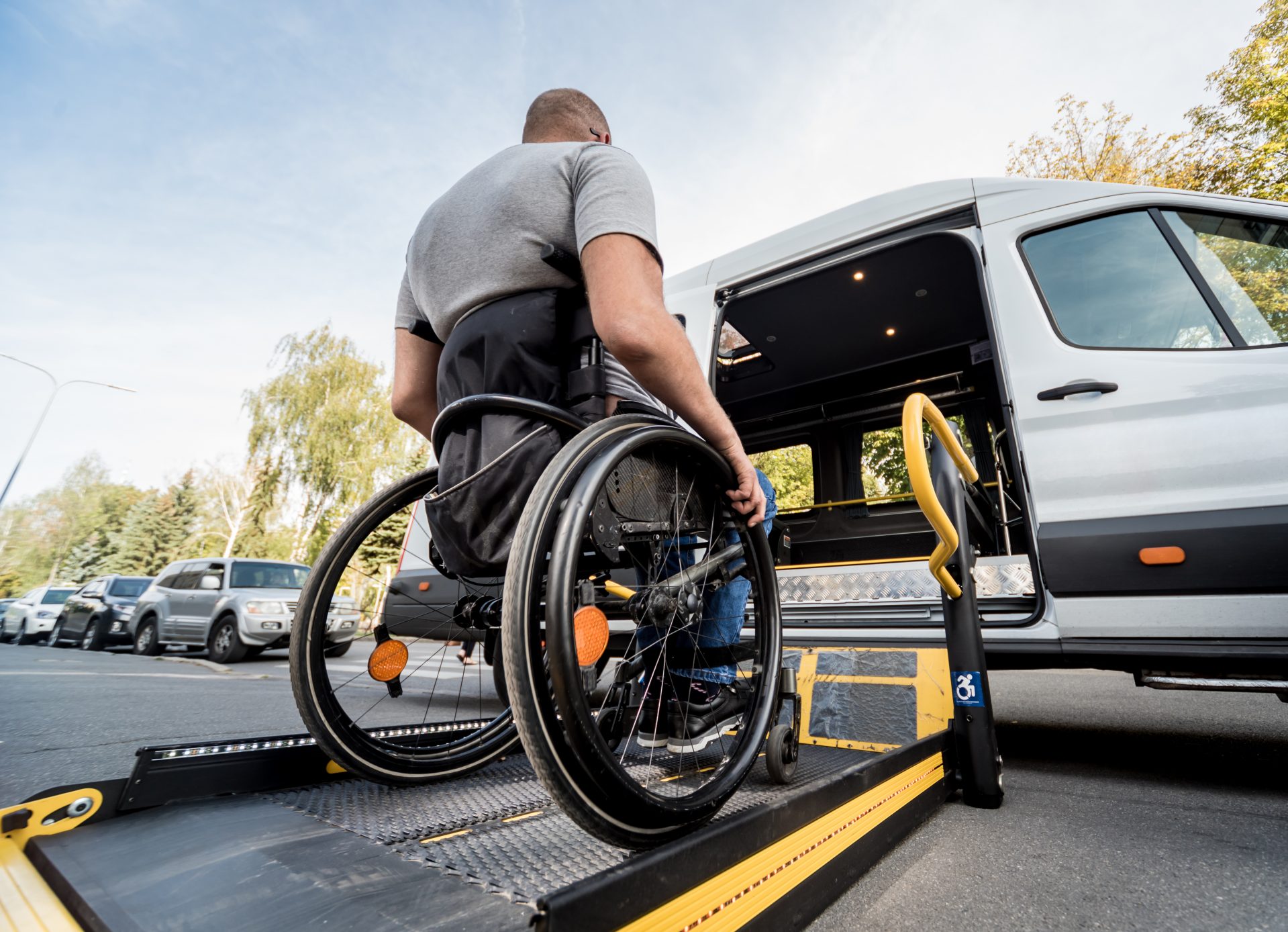 Картинки Disabilities use car